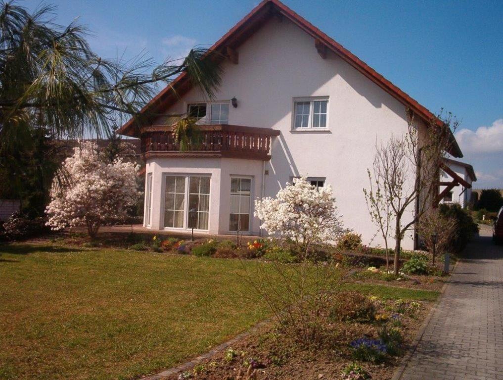 Gaestehaus Borniger Gau-Weinheim 外观 照片